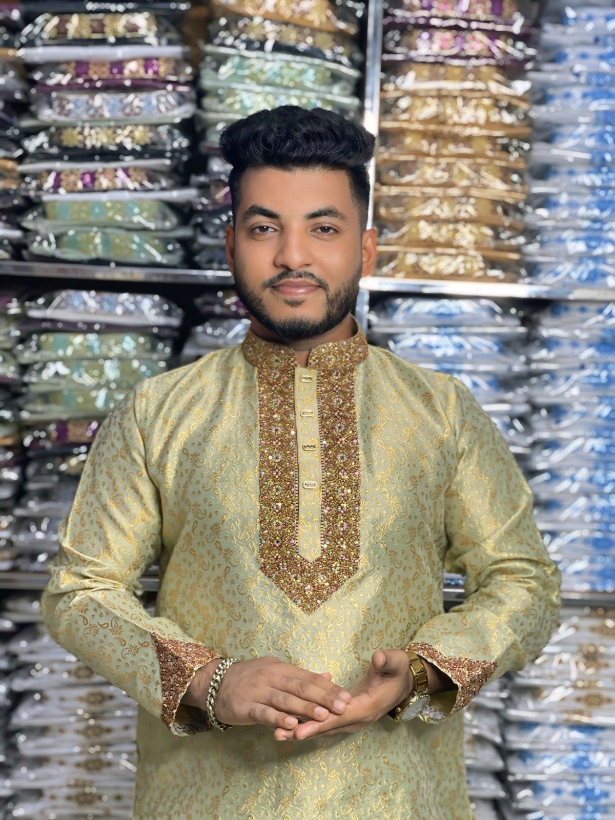 Luxury Katan Panjabi  অরিজিনাল কাতান পার্টি পাঞ্জাবি  সরাসরি গার্মেন্টস থেকে পাইকারি দামে  পাঞ্জাবিতে রয়েছে ৭ দিনের রিপ্লেসমেন্ট গ্যারান্টি। প্রোডাক্ট হাতে পেয়ে চেক করে মূল্য পরিশোধ করতে পারবেন